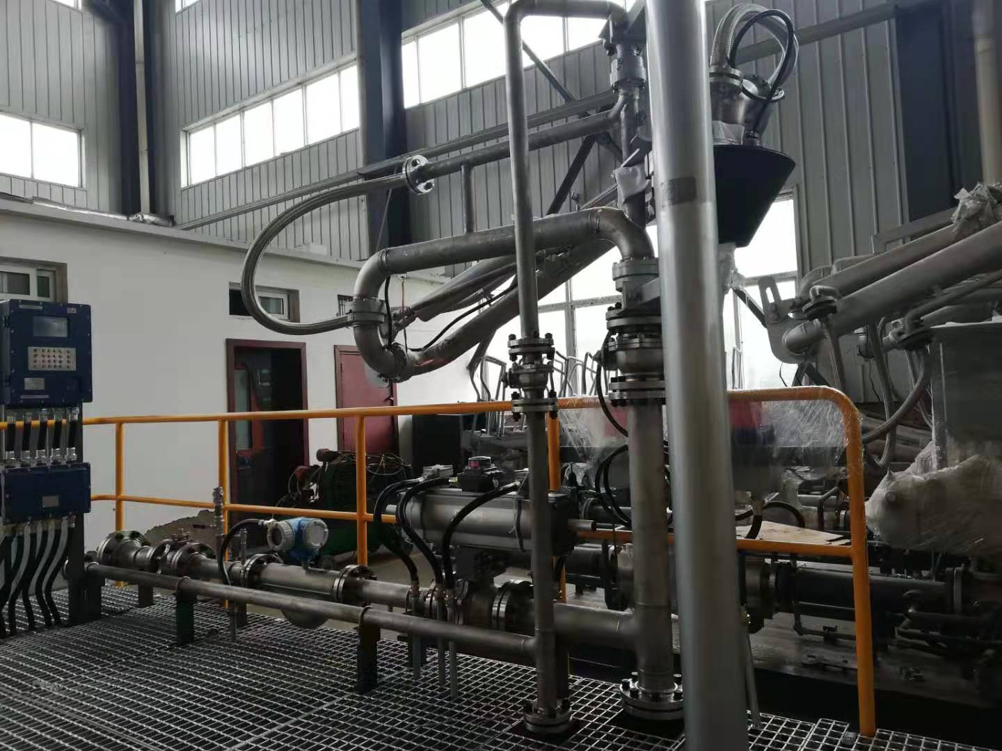 頂部裝車系統(tǒng)(圖6) 頂部裝車系統(tǒng)(圖6)